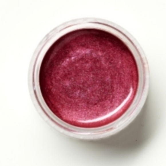 Spring Makeup Collection - Picture 4 of 5